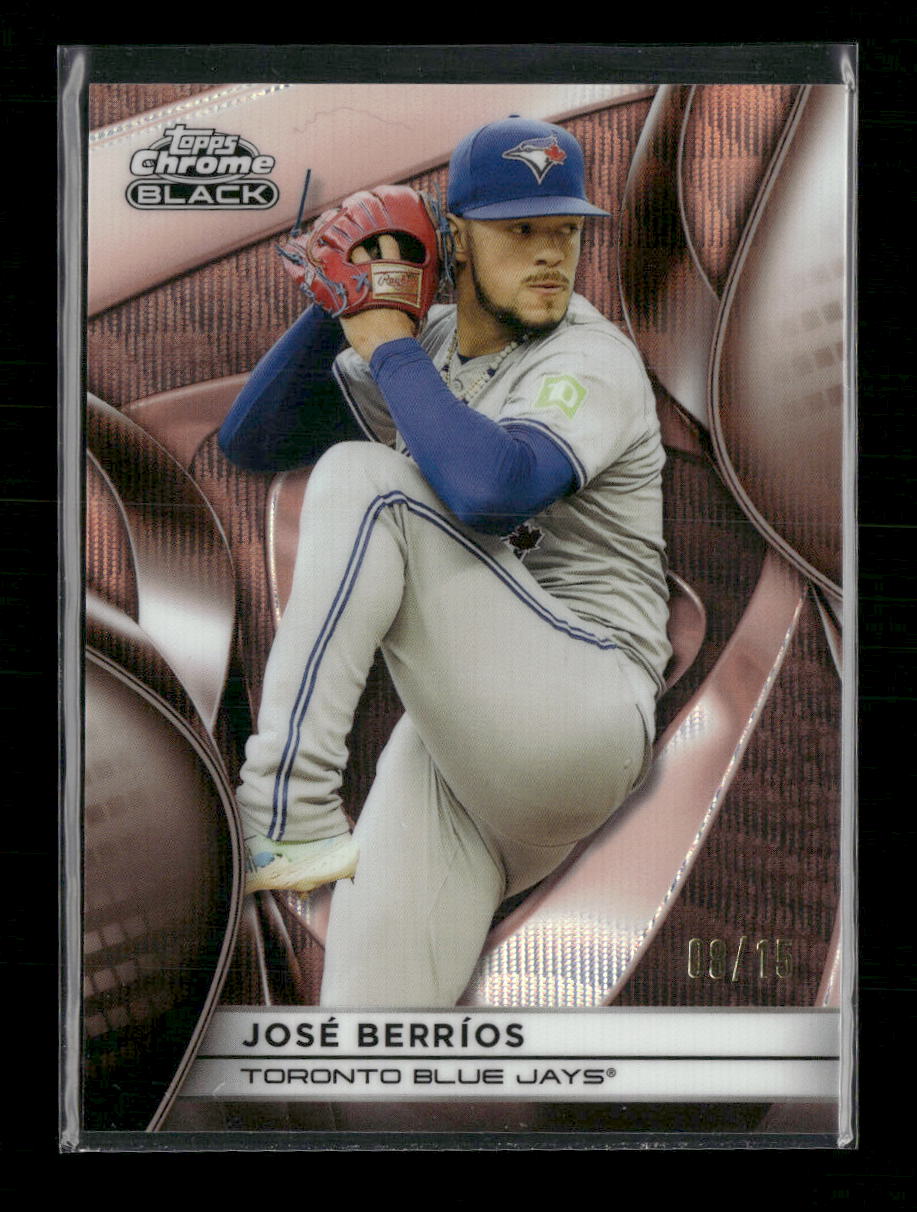 2025 Topps Chrome Black Rose Gold Wave Refractors José Berríos #/15 #82