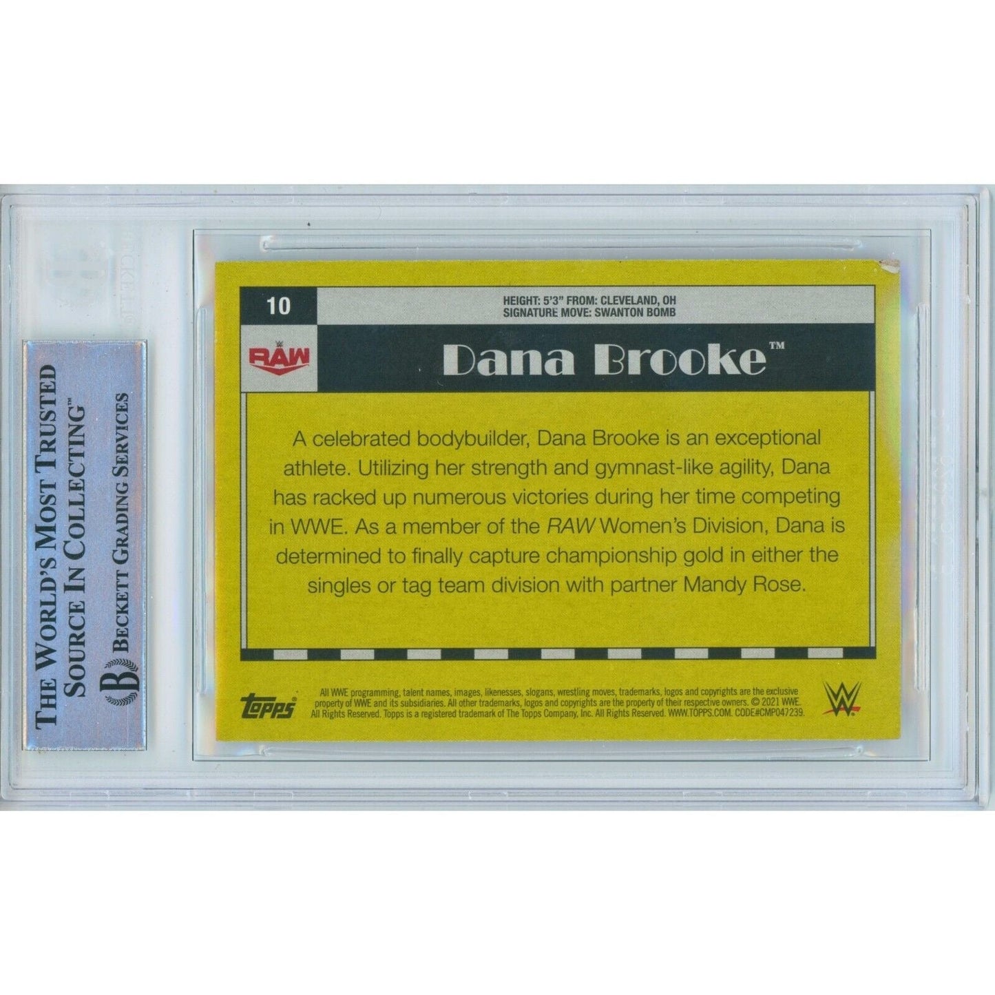 2021 Topps Heritage WWE #10 — Dana Brooke Autographed Wrestling Trading Card — Beckett Authentication