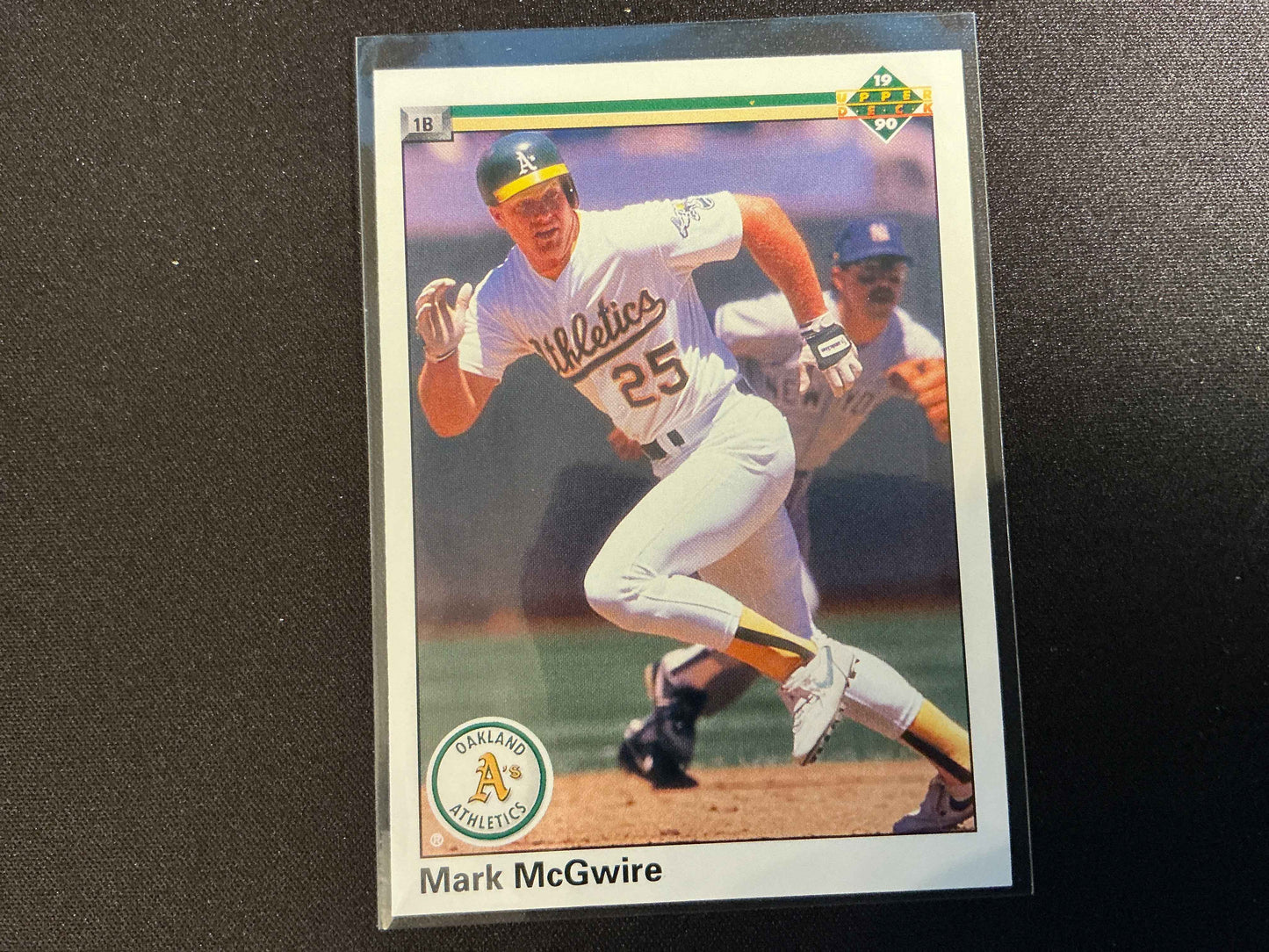 1990 Upper Deck #171 Mark McGwire Card
