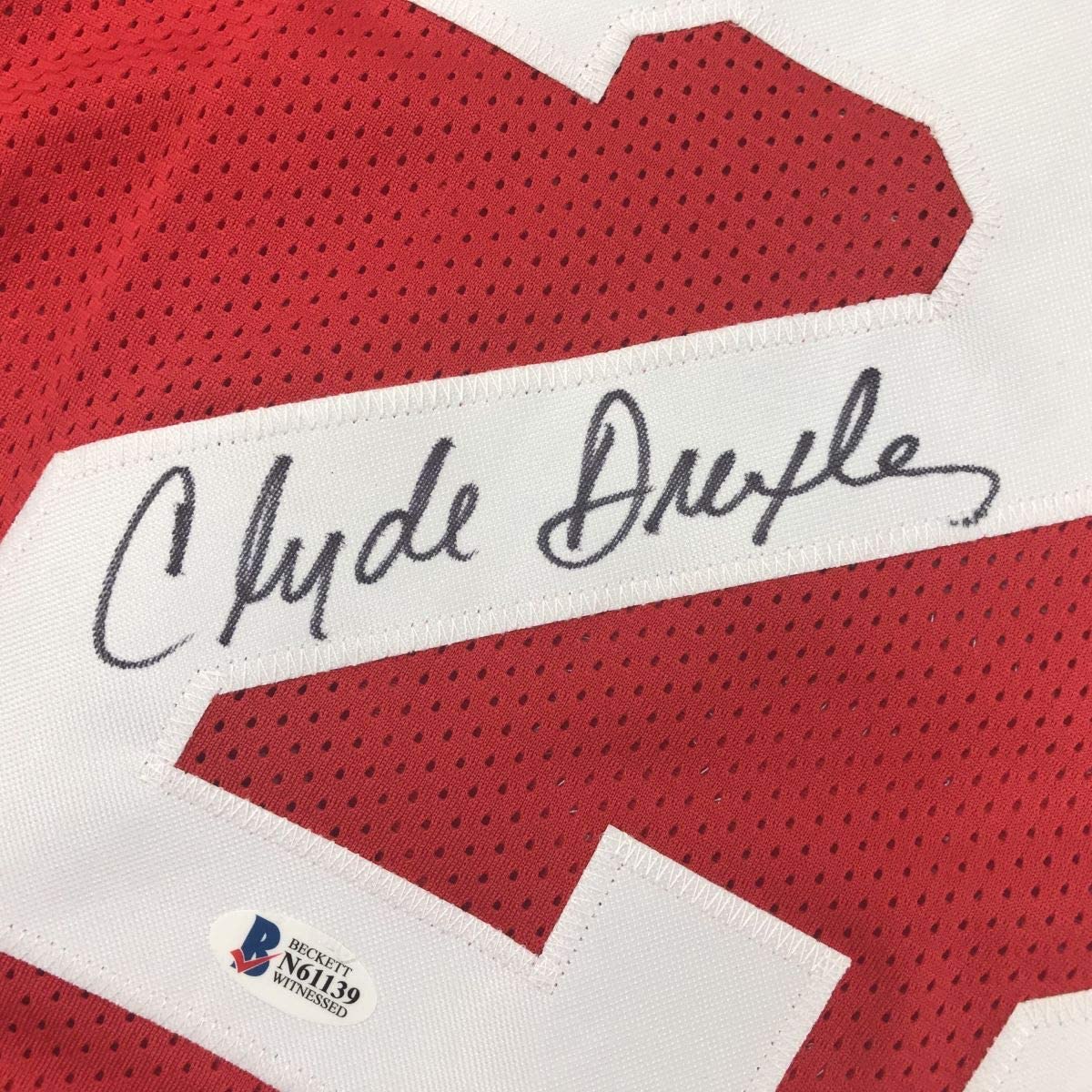 Autographed/Signed Clyde Drexler Houston Red Basketball Jersey Beckett BAS COA - Sport Cards