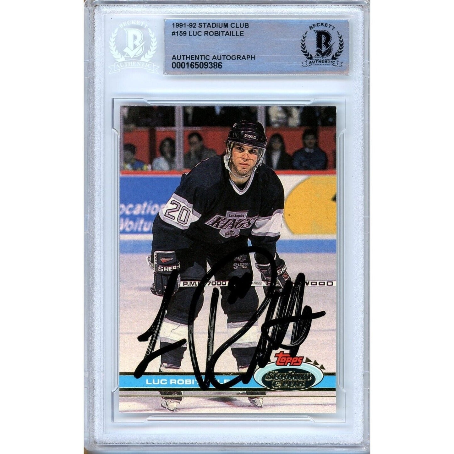1991-92 Topps Stadium Club #159 — Luc Robitaille Los Angeles Kings Autographed Trading Card — Beckett Authentication