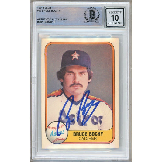 1981 Fleer #69 — Bruce Bochy Houston Astros Autographed Trading Card — Beckett Authentication