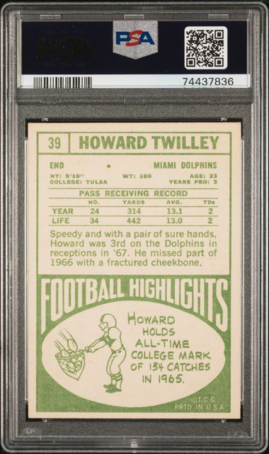 Graded 1968 Topps Howard Twilley #39 Football Card PSA 6 EX-MT
