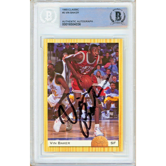 Vin Baker Milwaukee Bucks Signed 1993 Classic Basketball Rookie Card Beckett Auth Auto