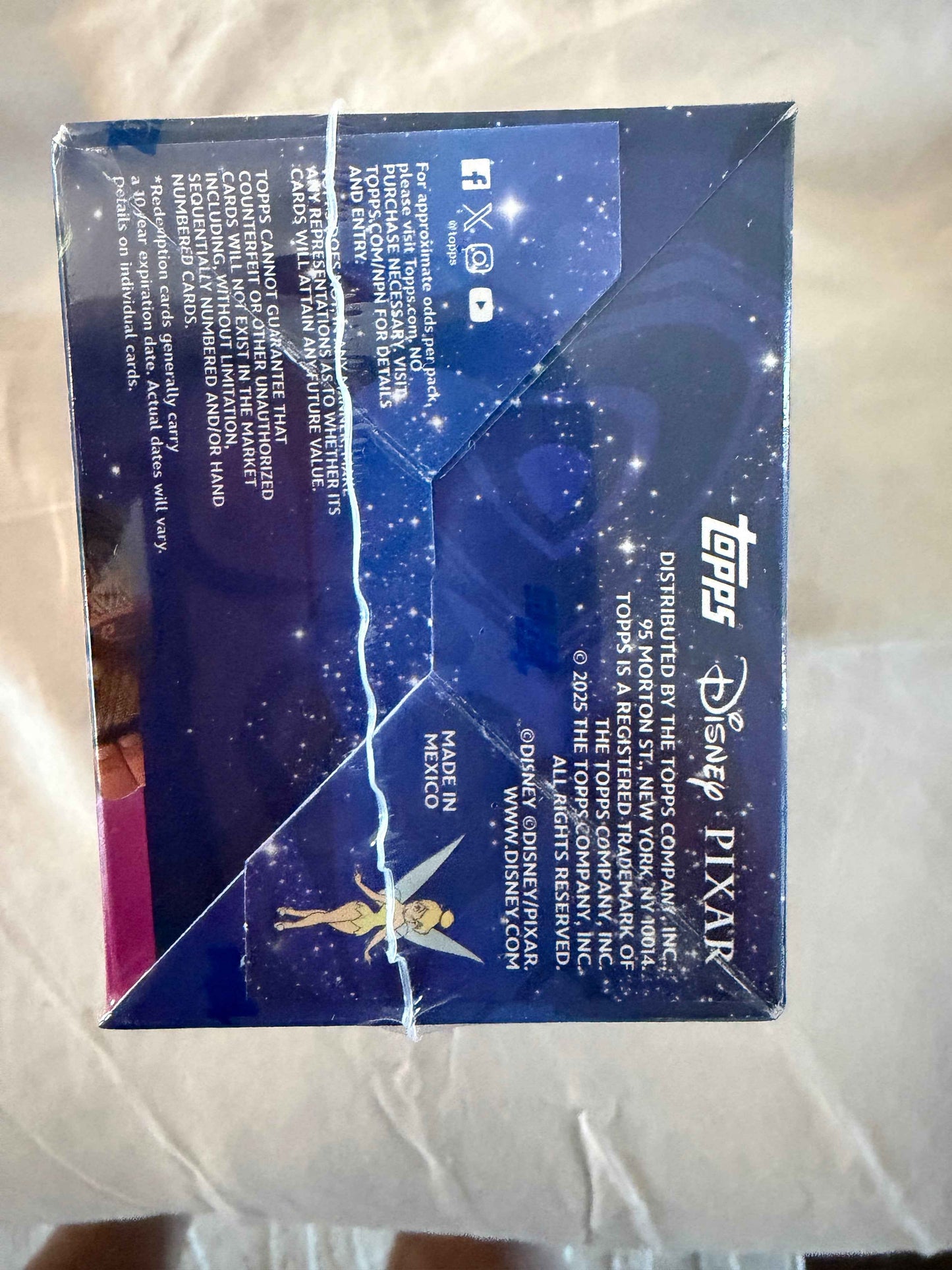 2025 Disney Wonder Value Pack with 1 Exclusive Diamante Parallel Card Guarenteed