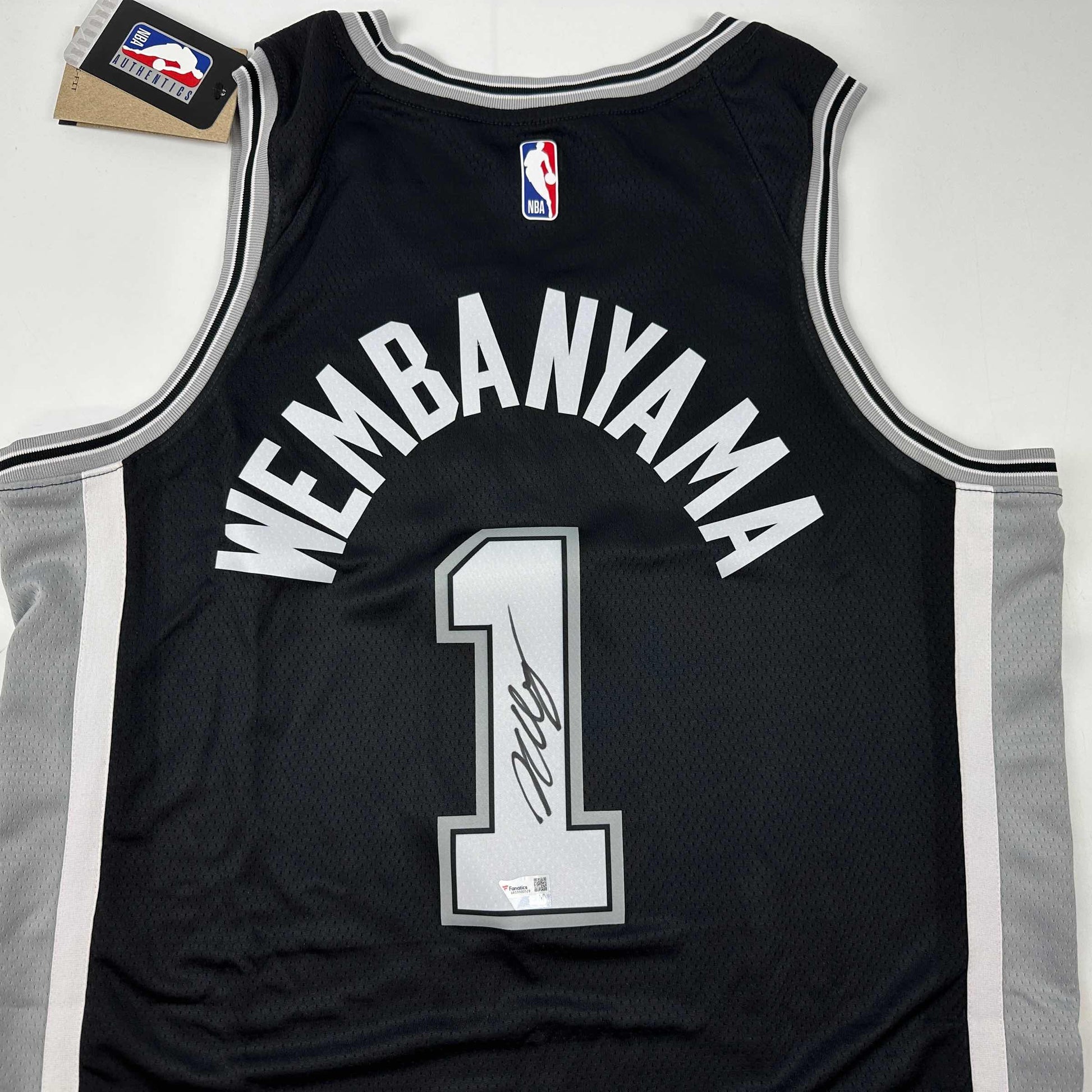 Autographed/Signed Victor Wembanyama San Antonio Spurs Black Authentic Swingman Basketball Jersey Fanatics COA - Sport Cards