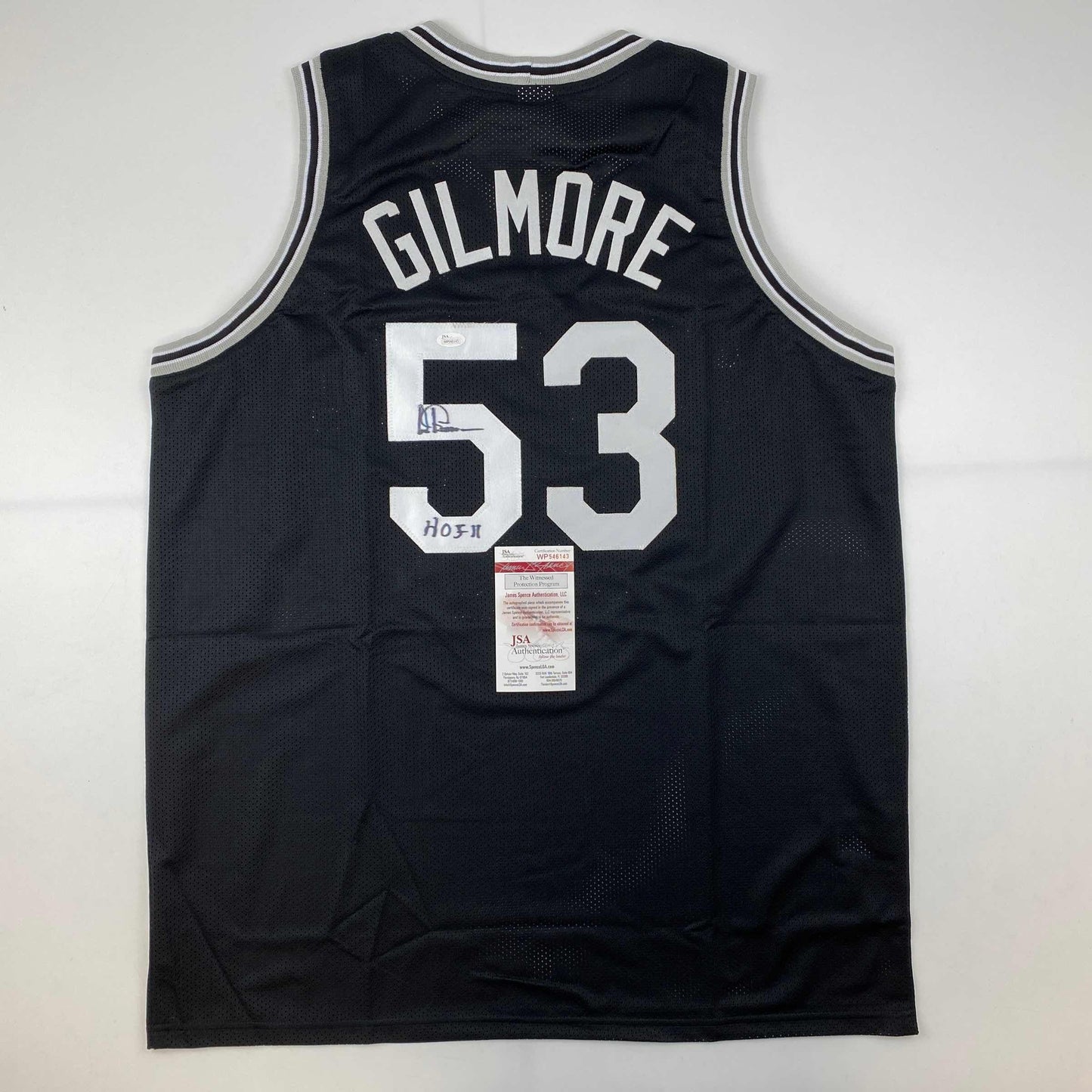 Autographed/Signed Artis Gilmore HOF 11 San Antonio Black Basketball Jersey JSA COA - Sport Cards