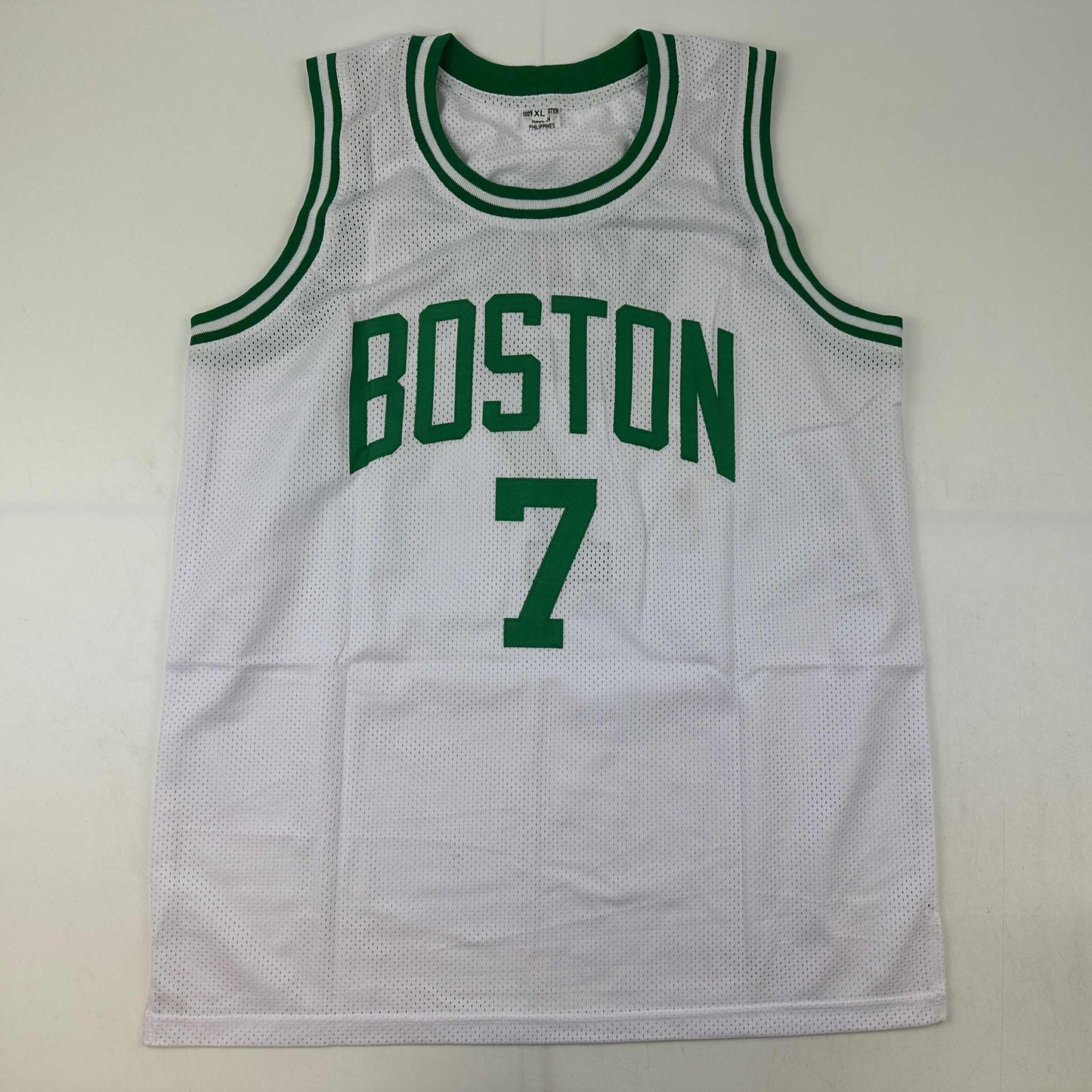 Autographed/Signed Dee Brown Boston White Basketball Jersey JSA COA - Sport Cards