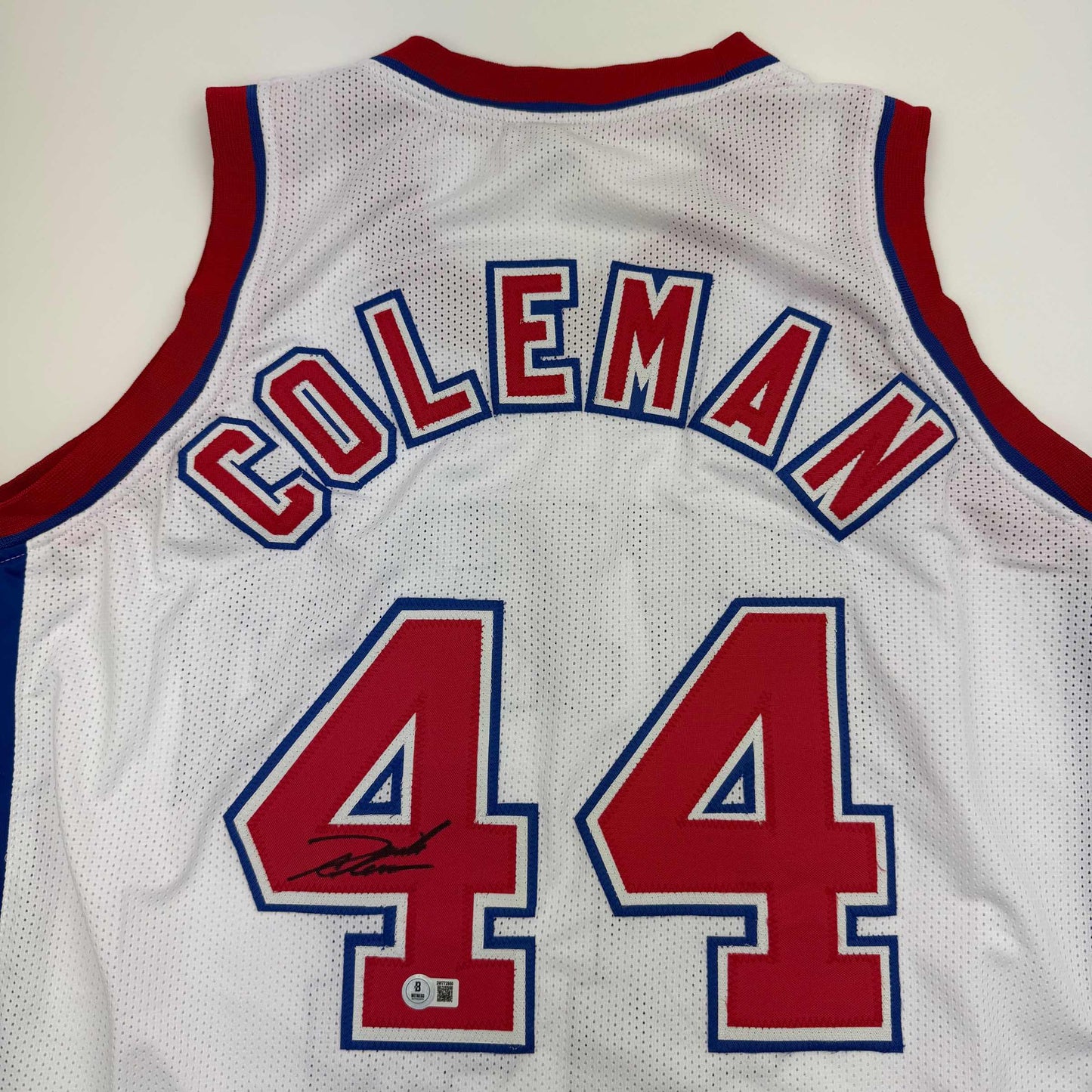 Autographed/Signed Derrick Coleman New Jersey NJ White Basketball Jersey Beckett BAS COA - Sport Cards