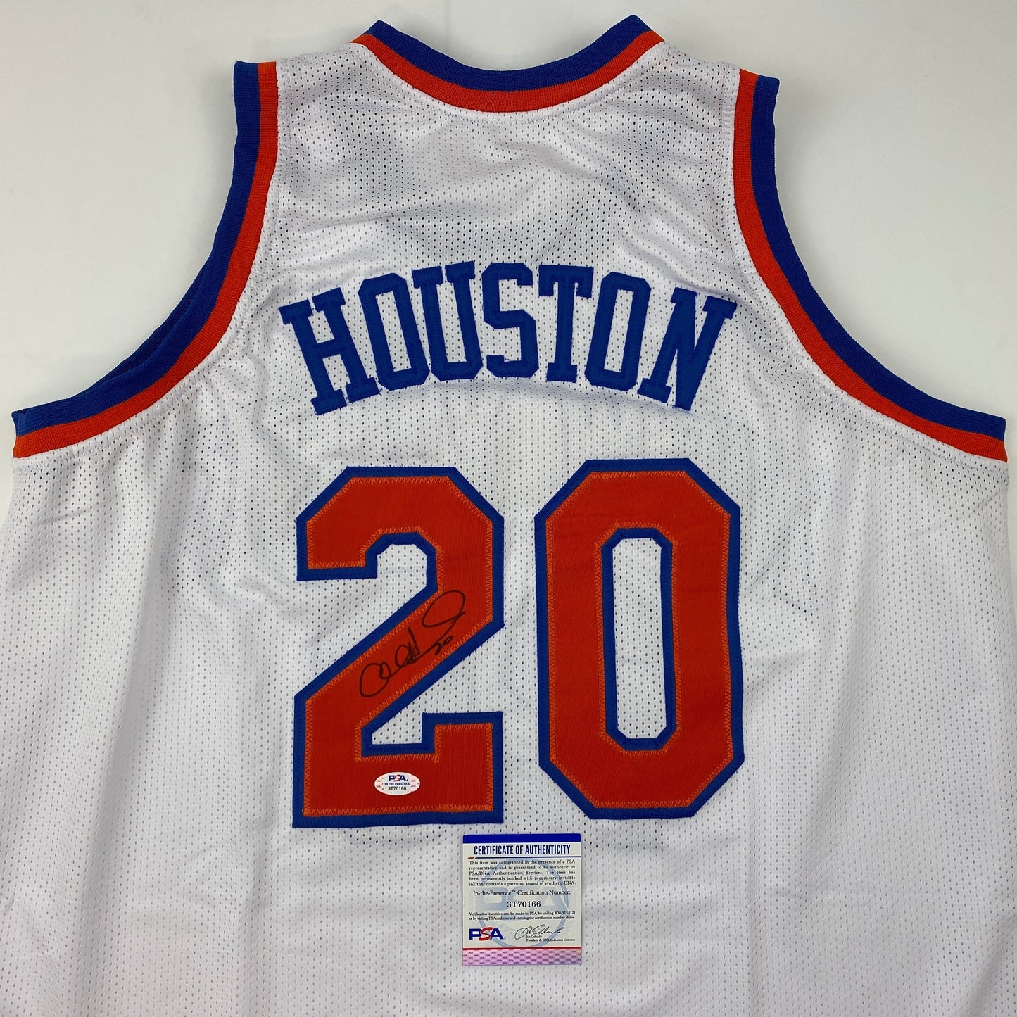 Autographed/Signed Allan Houston New York White Basketball Jersey PSA/DNA COA - Sport Cards