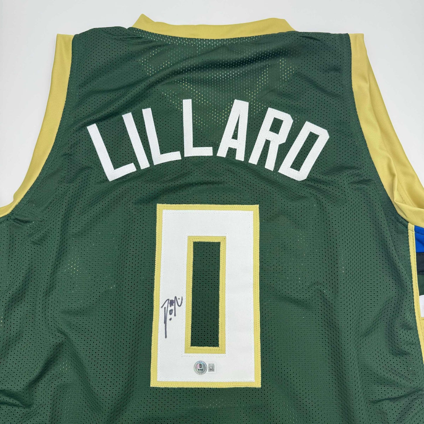 Autographed/Signed Damian Lillard Milwaukee Green Basketball Jersey Beckett BAS COA #2 - Sport Cards