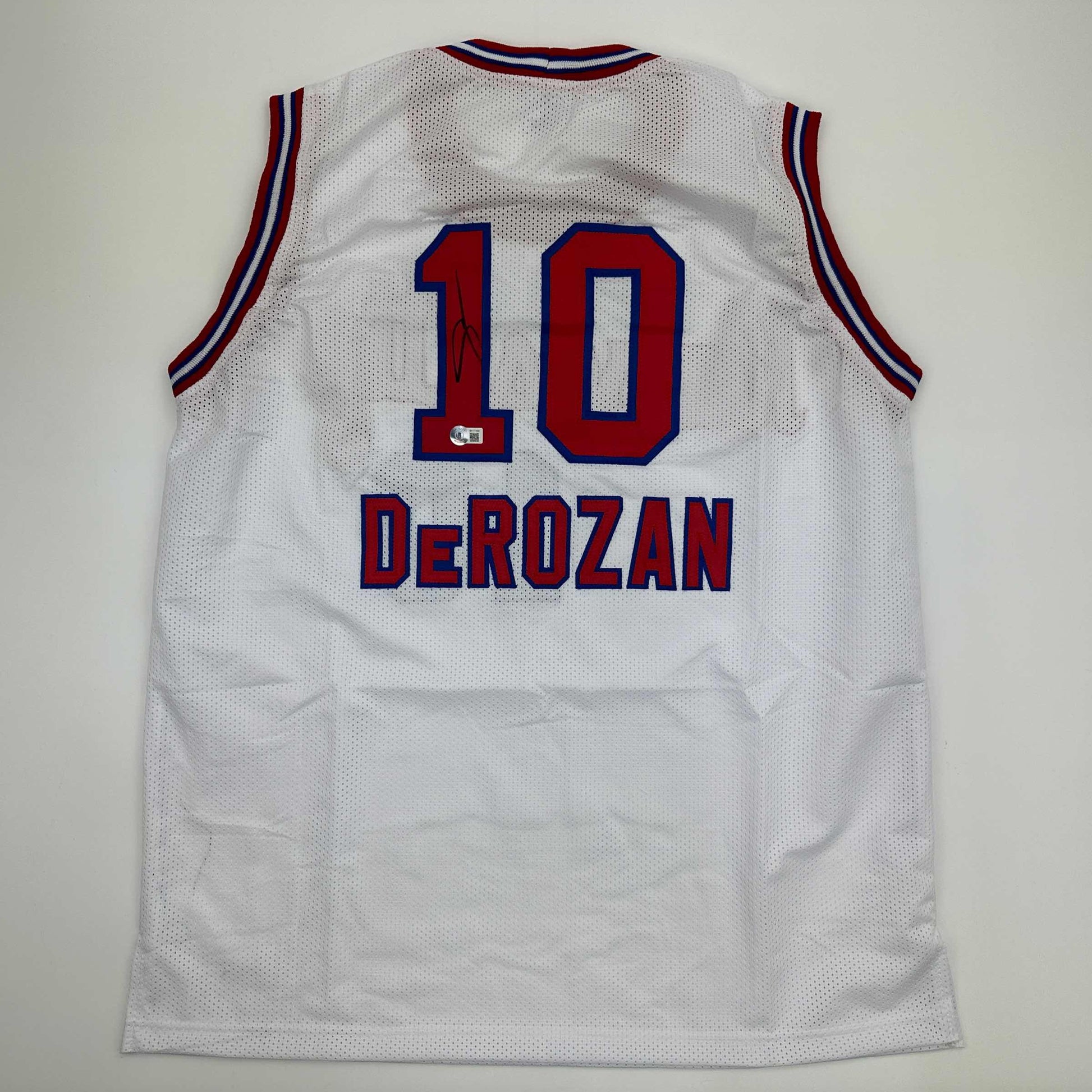 Autographed/Signed DeMar DeRozan Sacramento White Kansas City Retro Basketball Jersey Beckett BAS COA - Sport Cards