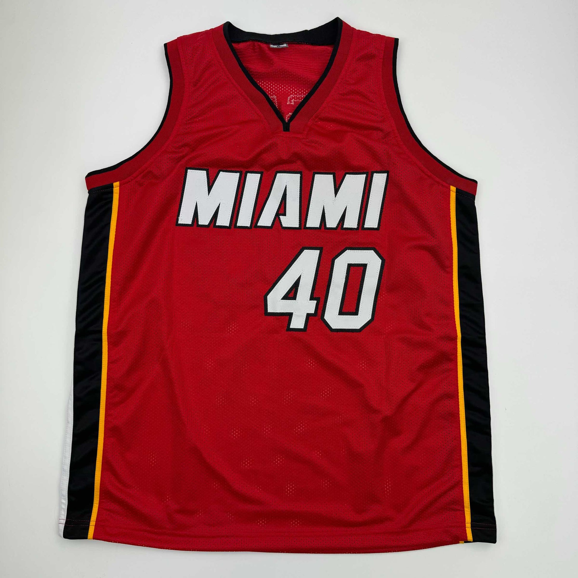 Autographed/Signed Udonis Haslem Miami Red Basketball Jersey Beckett BAS COA - Sport Cards