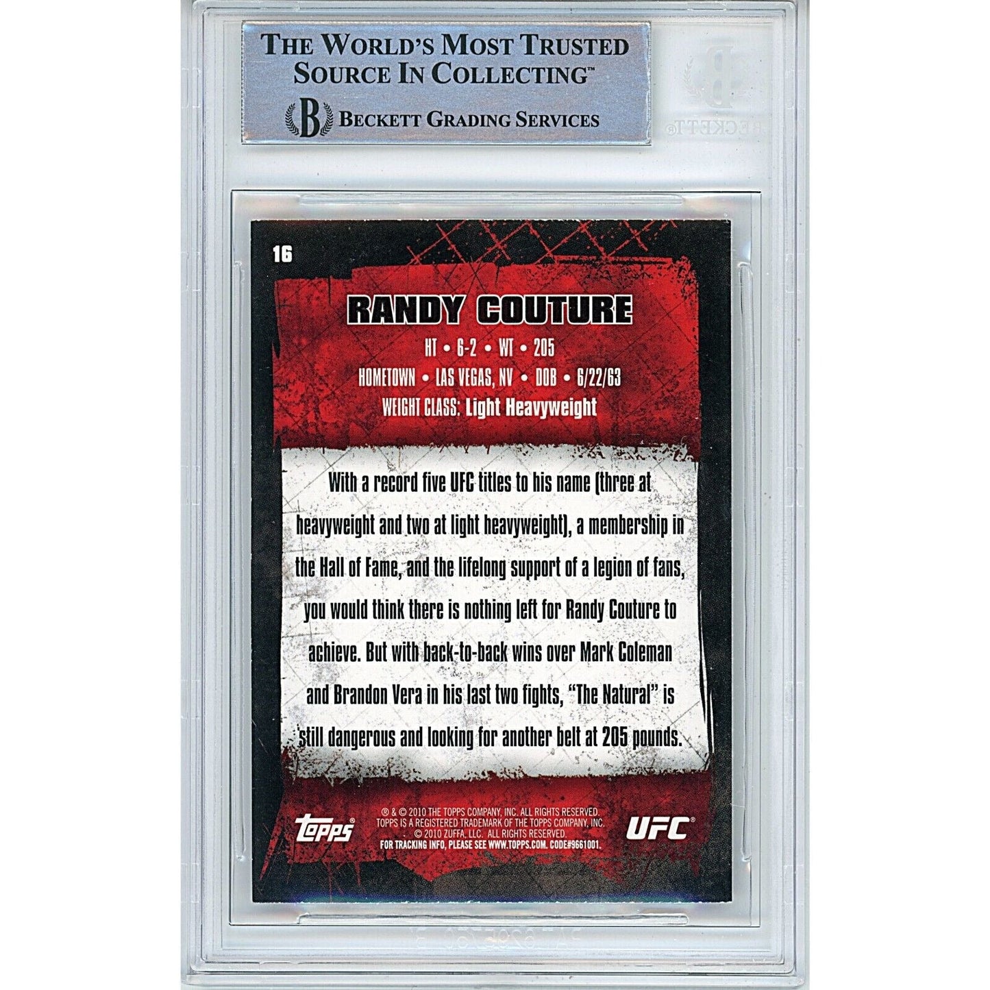 Randy Couture UFC Signed 2010 Topps MMA Trading Card Beckett Authentic Auto Slab
