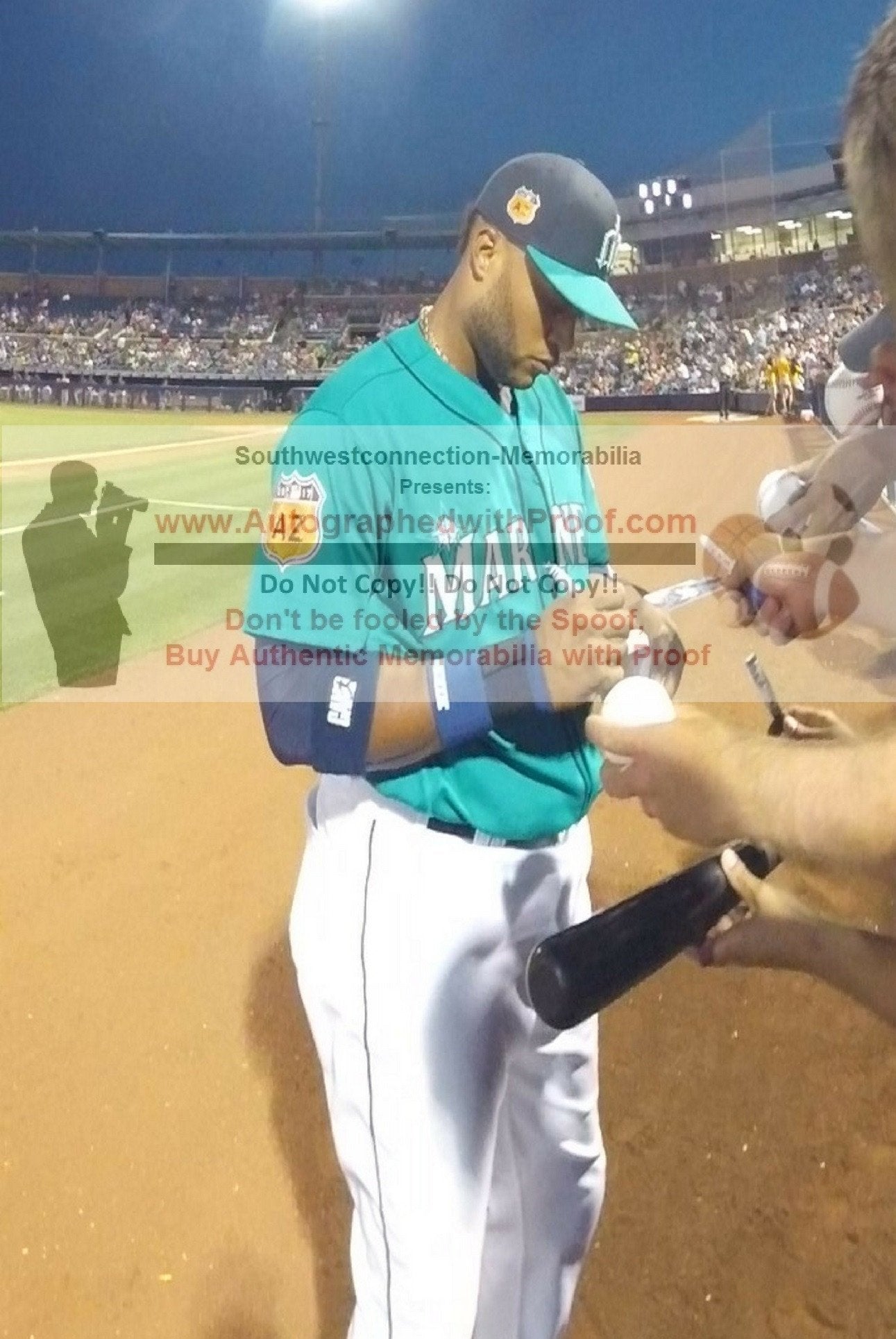 Robinson Cano Signed Gold Glove Award Logo Baseball, New York Yankees, Proof, Beckett