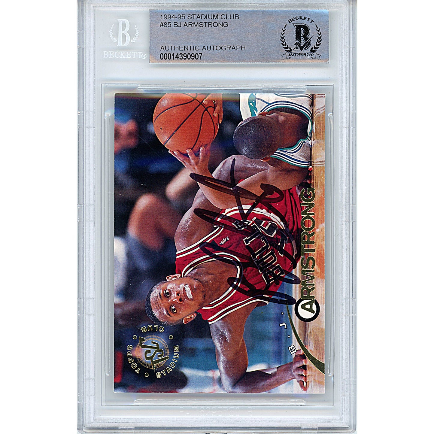 1994-95 Topps Stadium Club #18 — BJ Armstrong Chicago Bulls Autographed Trading Card — Beckett Authentication