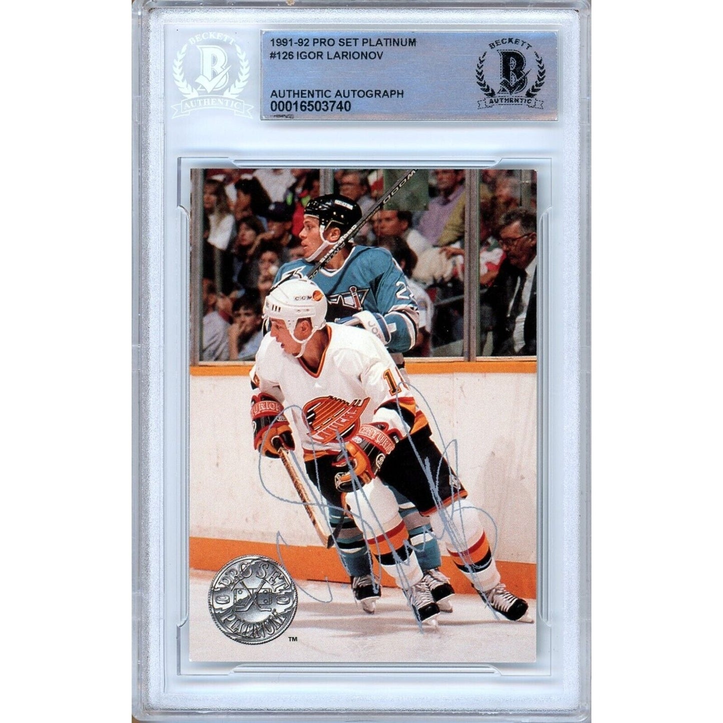 1991-92 NHL Pro Set Platinum #126— Igor Larionov Vancouver Canucks Autographed Trading Card — Beckett Authentication
