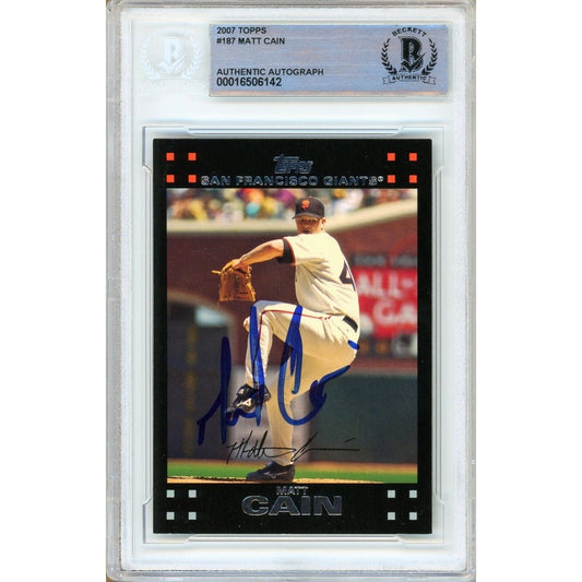 Matt Cain San Francisco Giants Signed 2007 Topps Baseball Card Beckett Auth Auto Slab