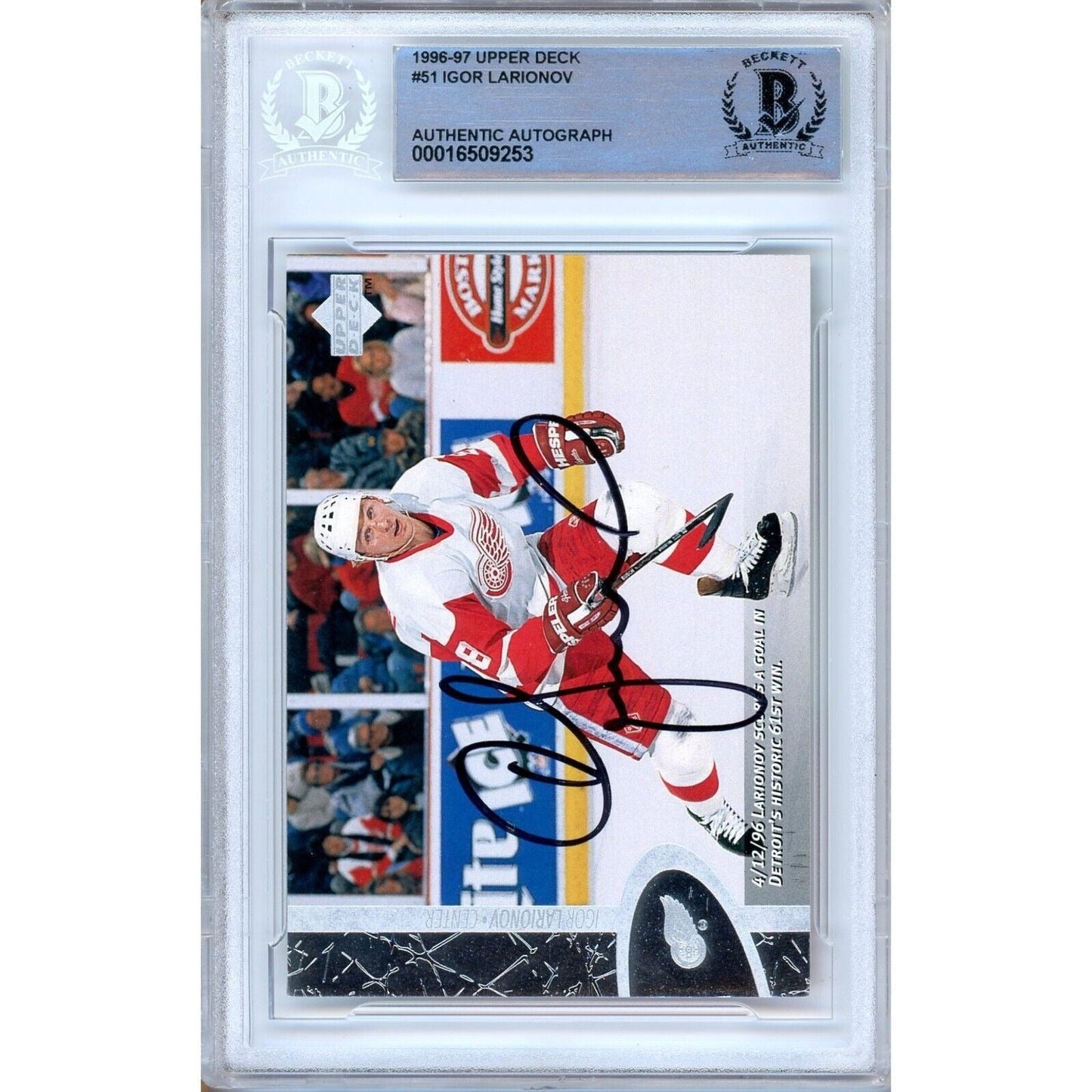 1996-97 Upper Deck #51 — Igor Larionov Detroit Red Wings Autographed Trading Card — Beckett Authentication