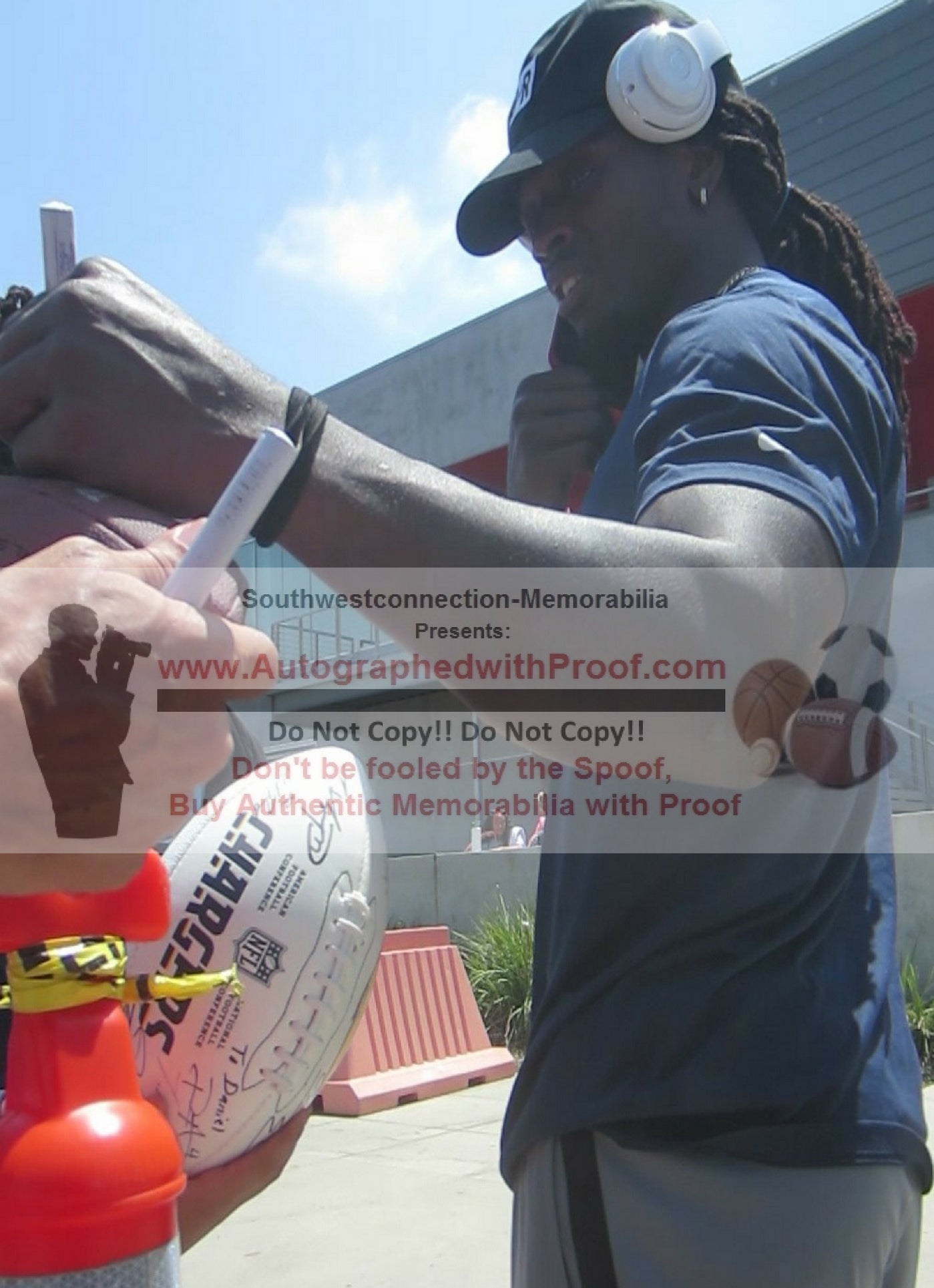 Melvin Gordon Signed NFL Wilson Football, Los Angeles Chargers, Wisconsin, Proof, JSA Cert - Sport Cards