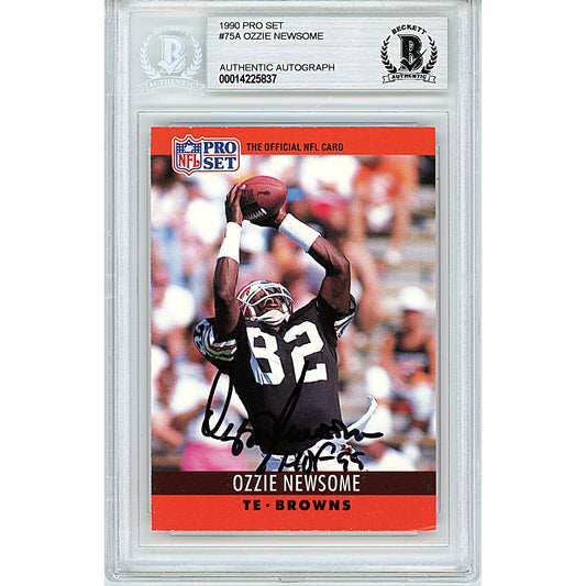 Ozzie Newsome Signed Cleveland Browns 1990 NFL Pro Set Football Card Beckett Slab