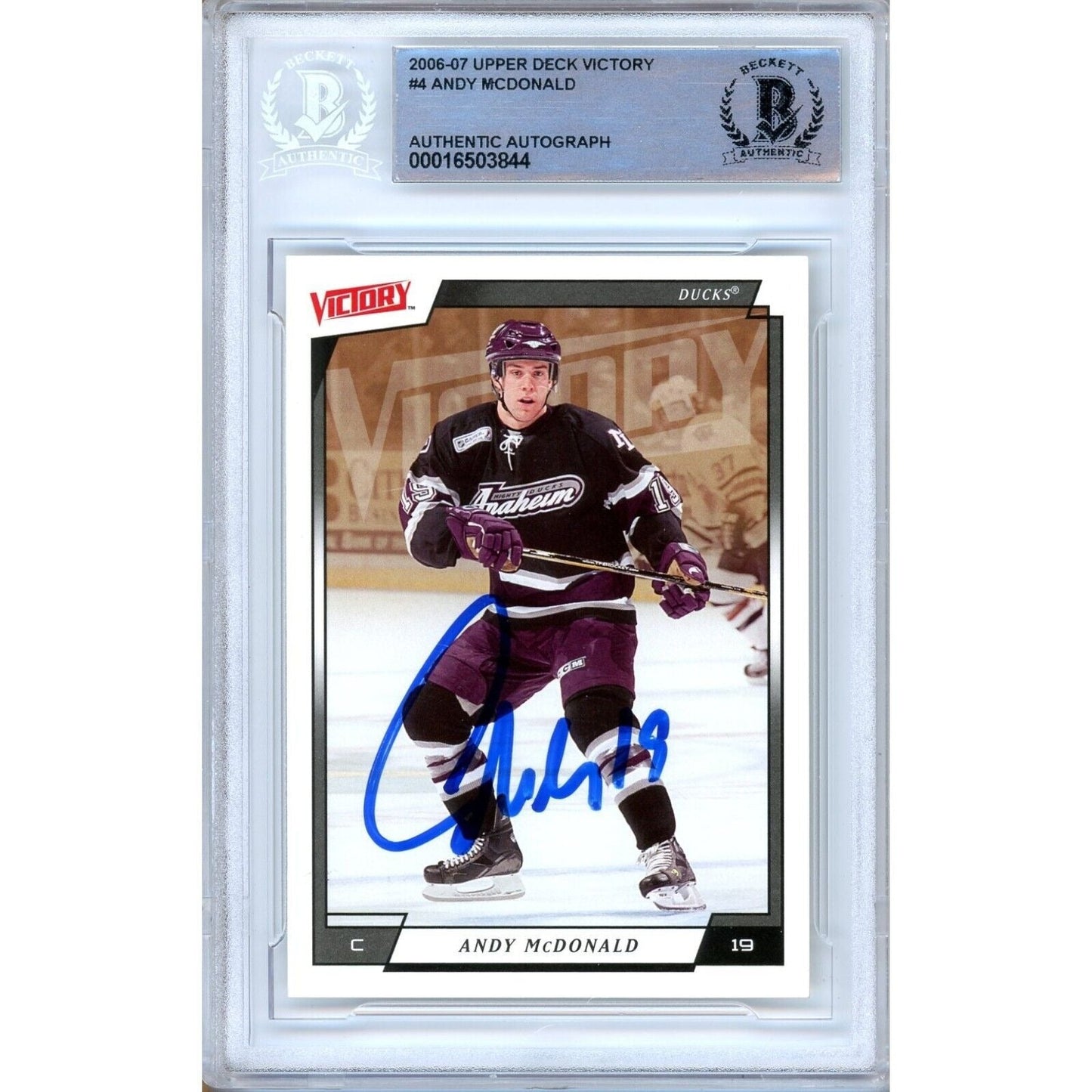2006-07 Upper Deck Victory #4 — Andy Mcdonald Anaheim Ducks Autographed Trading Card — Beckett Authentication